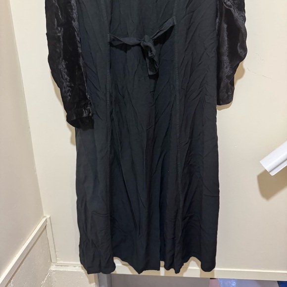 Women’s Vintage 90’s Witchy Velvet Floral Embroidered Button Down Dress 1 Size - Picture 11 of 16